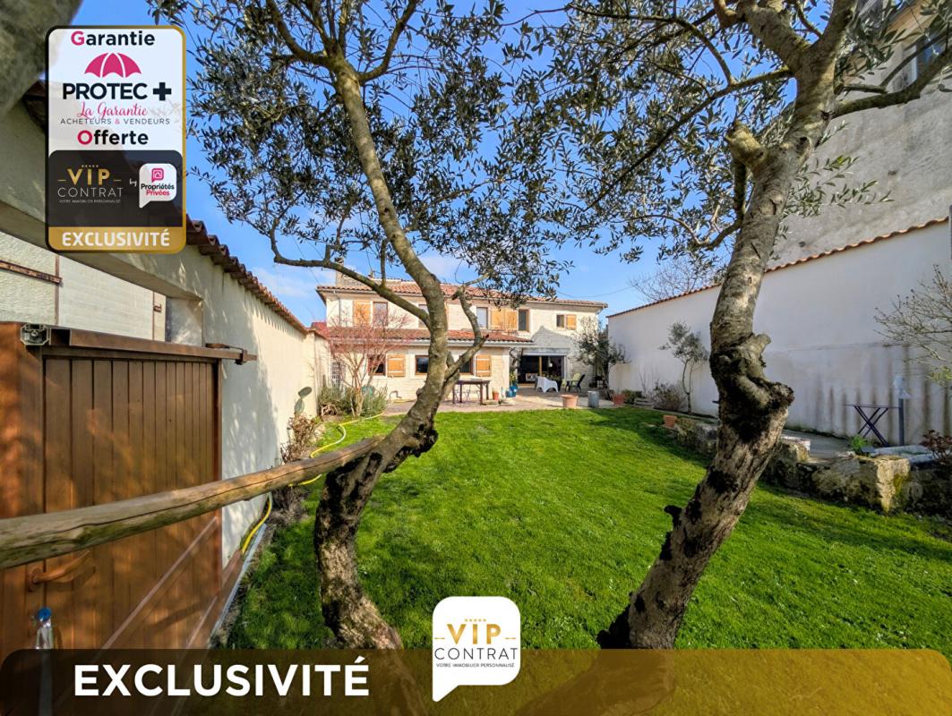 TRIAC-LAUTRAIT Maison de caractère à Triac Lautrait Exclusivité VIP réf 436237 1