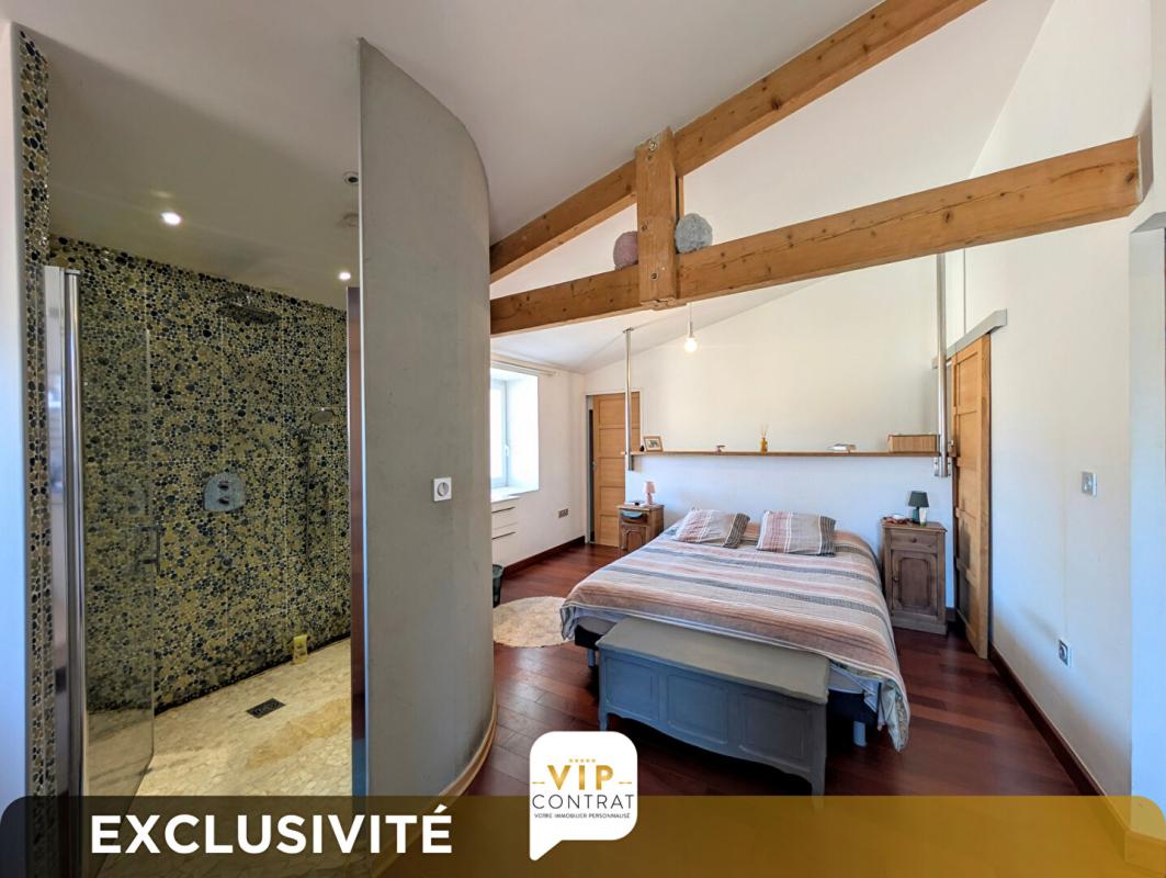 TRIAC-LAUTRAIT Maison de caractère à Triac Lautrait Exclusivité VIP réf 436237 10