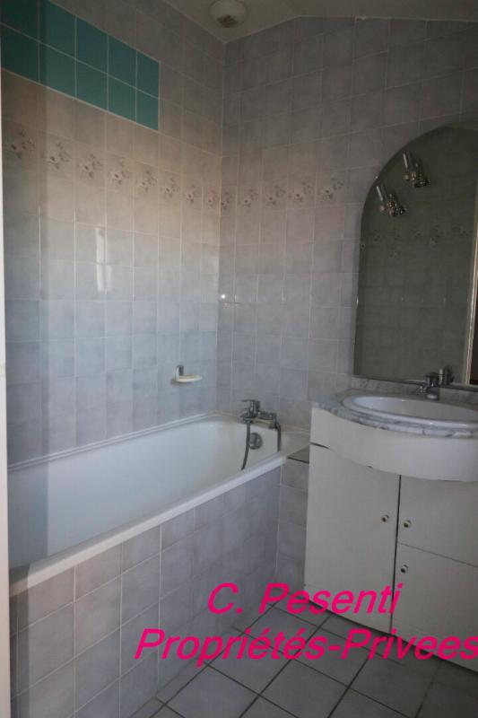 MONTEVRAIN Maison Montevrain 6 pièce(s) 118 m2 avec atelier et abri de jardin 17