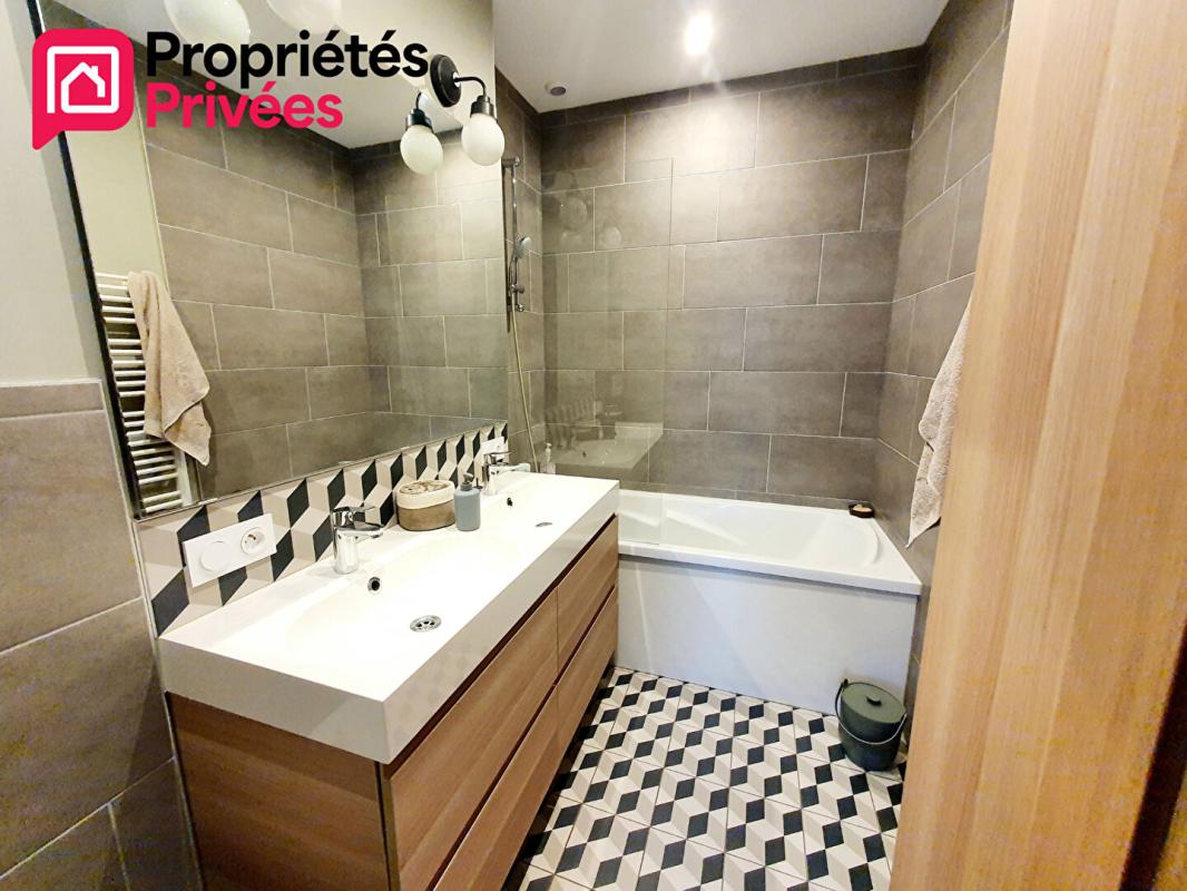 POUANCE Maison Ombrée d'Anjou 5 pièce(s) 5