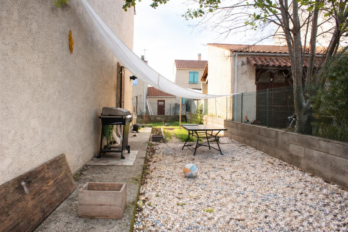 CAUNES-MINERVOIS Maison Caunes Minervois 4 pièce(s) 85m2 9