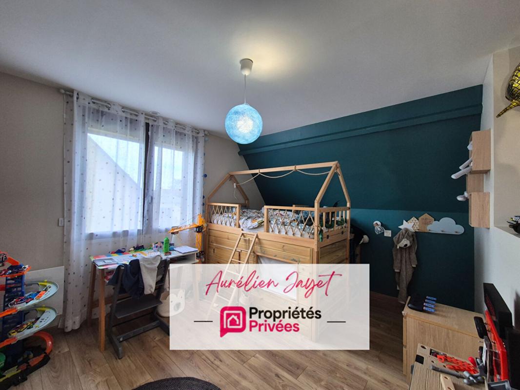 SAINT-MARTIN-DU-BEC Maison 4 chambres avec Gîte 2/4 personnes et dépendances 10