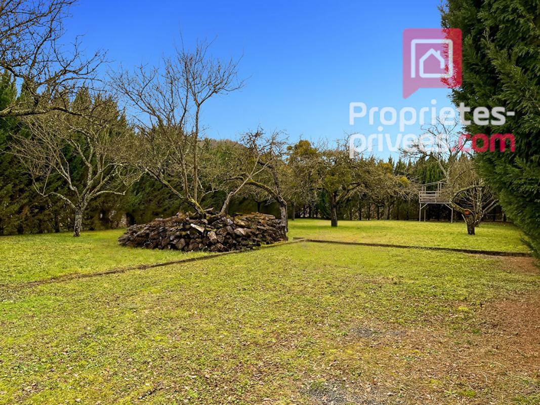 LUCEY 54200 LUCEY -Terrain 1433 m2 avec verger/Sécurisé/parking/Portail 5m20/35990HAI 4