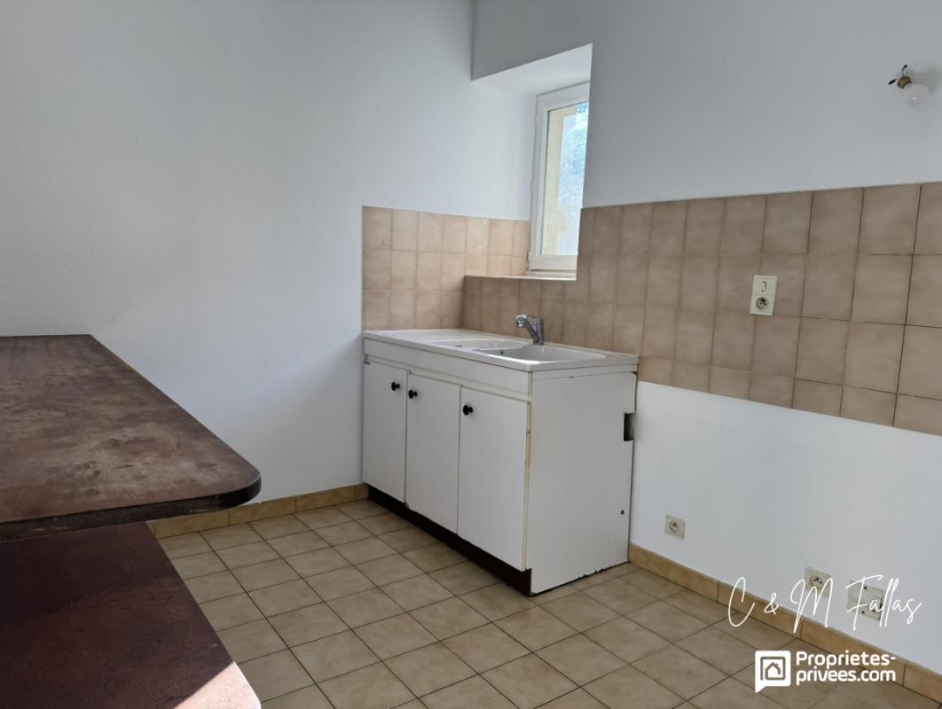 SAINT-MARCEL-D'ARDECHE Maison de village en pierre - Terrasse plein sud - Garage - Proche Gorges de l'Ardèche 10