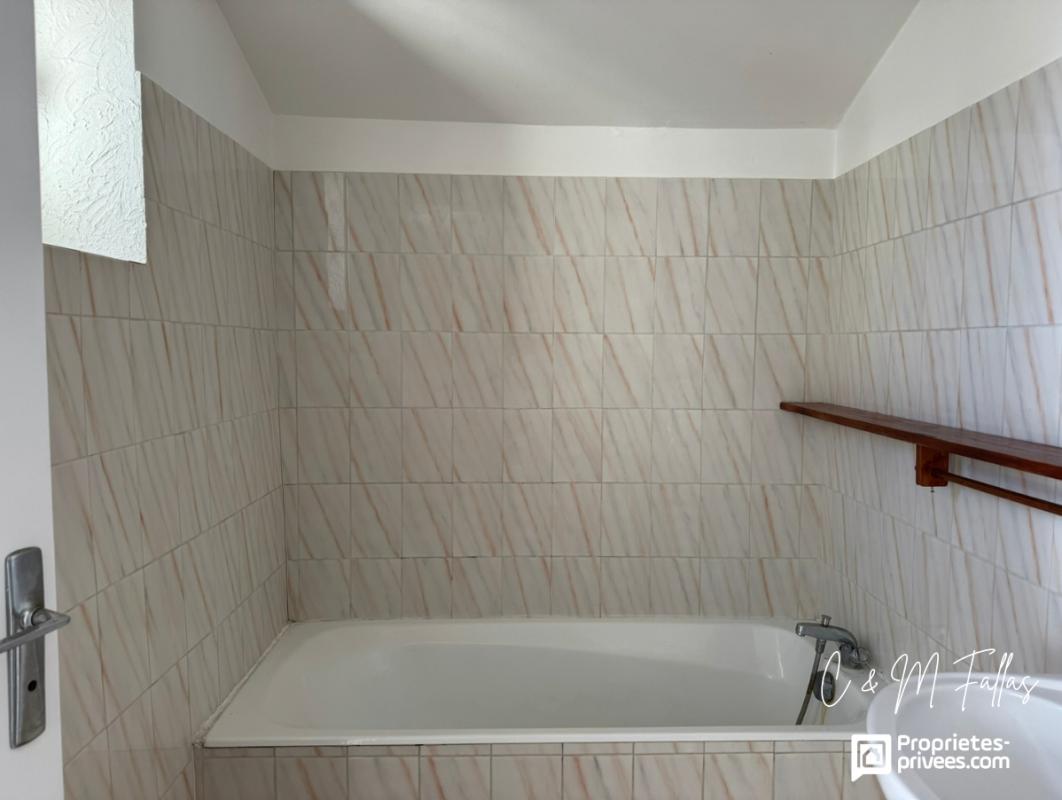 SAINT-MARCEL-D'ARDECHE Maison de village en pierre - Terrasse plein sud - Garage - Proche Gorges de l'Ardèche 11