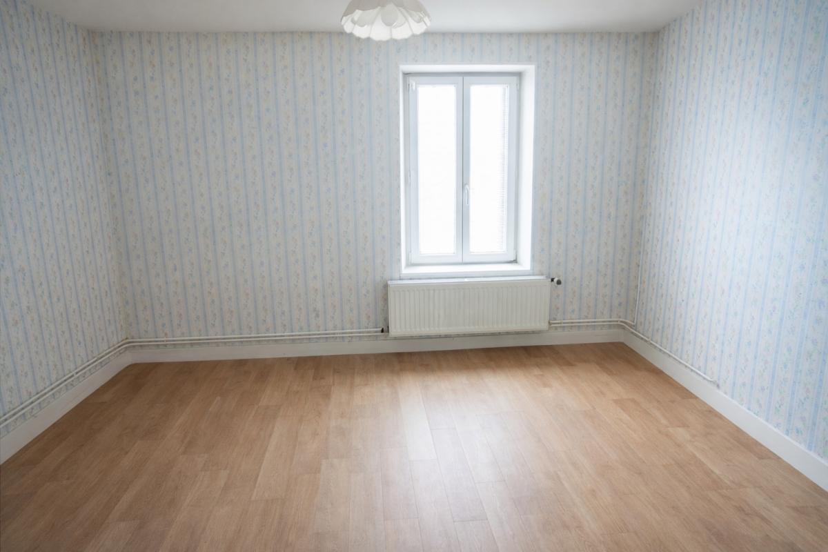 LUANT maison de village 3 piéces de 58 m2 et jardin 890 m2 8