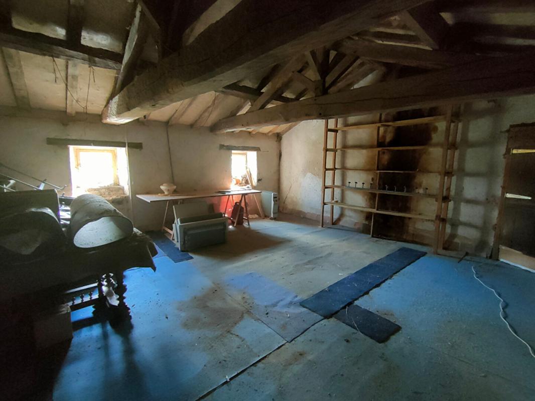 SAINT-MARTIN-DES-TILLEULS Maison Secteur La Verrie 6 pièces 13