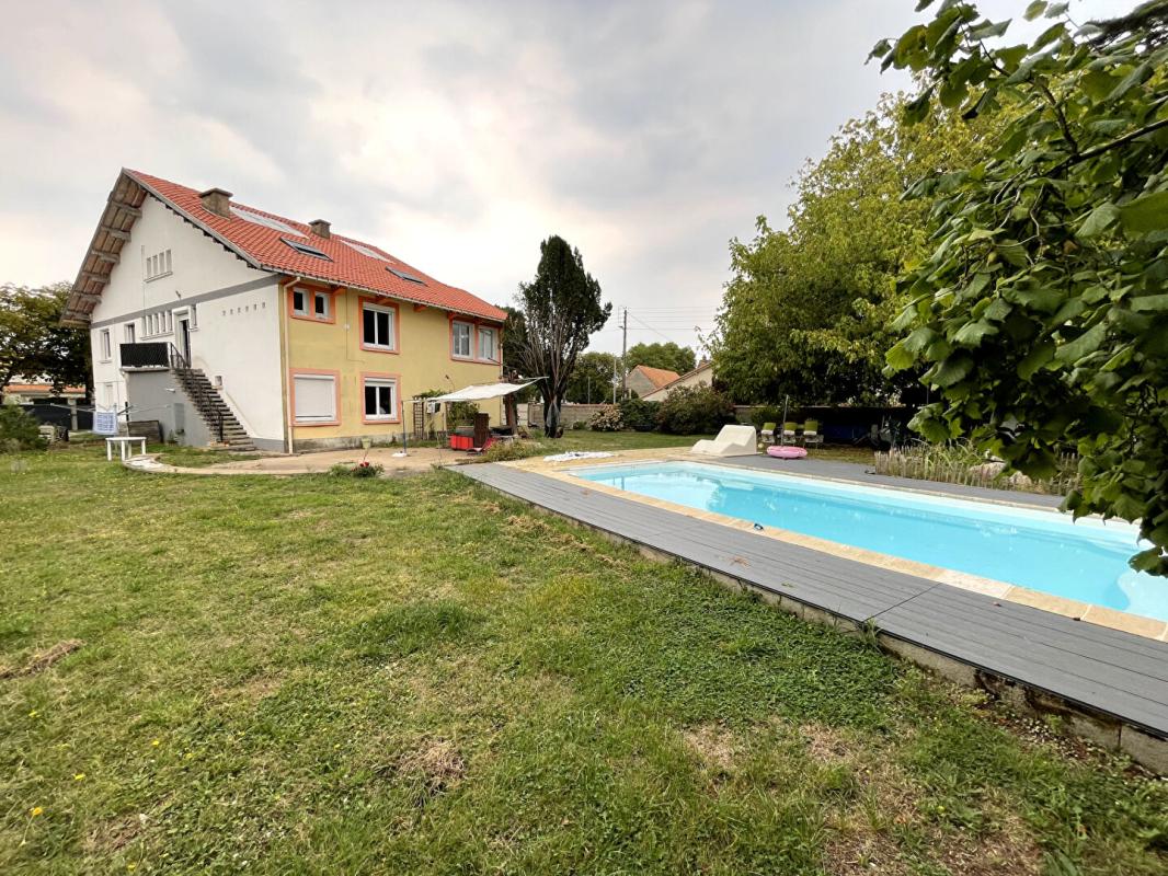 PAIMBOEUF Maison familiale avec piscine et revenus locatifs ? Paimboeuf (44560) 1