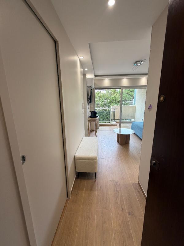 CANNES Studio en plein centre de Cannes 8