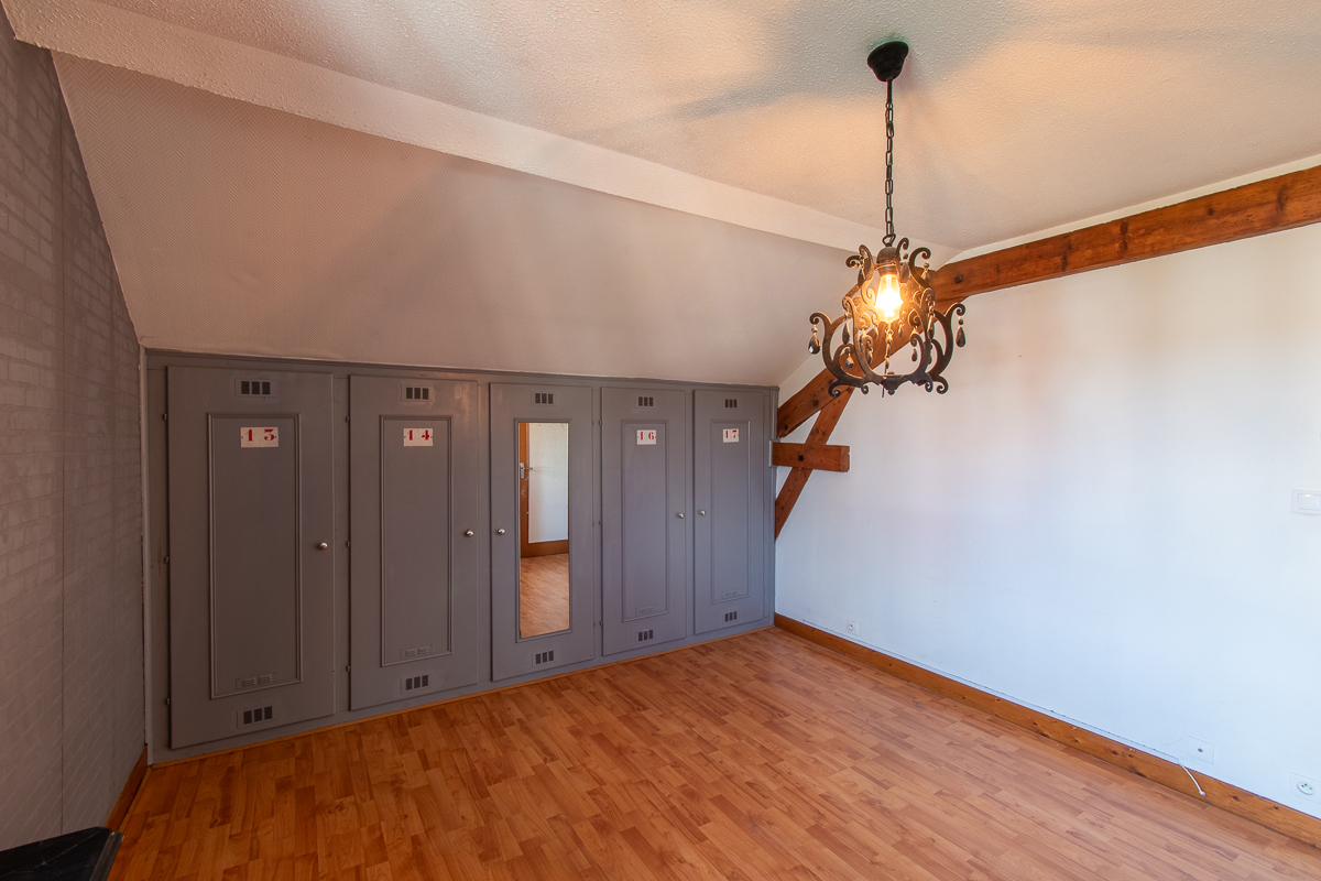 VIERZON Maison 4 pièce(s) 82.3 m2 7