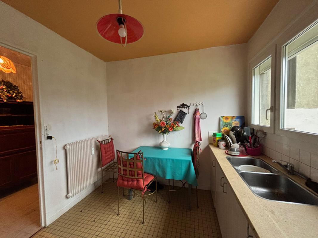 ARCIS-SUR-AUBE Appartement Arcis Sur Aube 3 pièce(s) 79m2 6