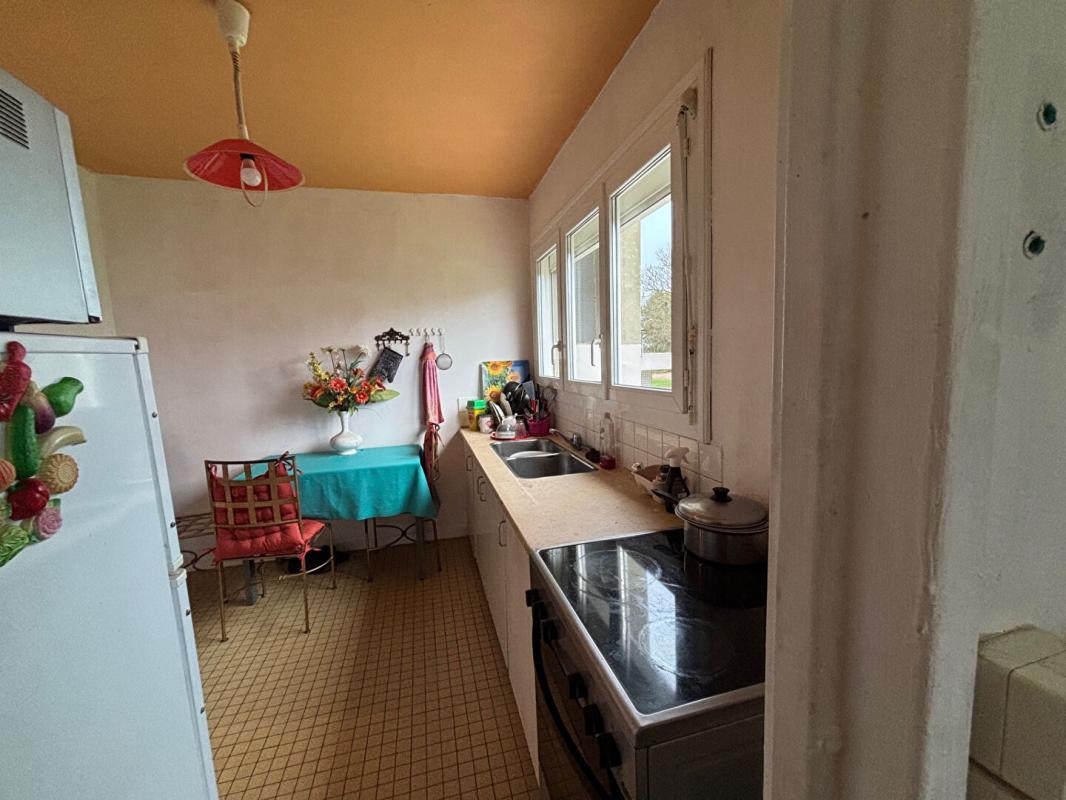 ARCIS-SUR-AUBE Appartement Arcis Sur Aube 3 pièce(s) 79m2 7