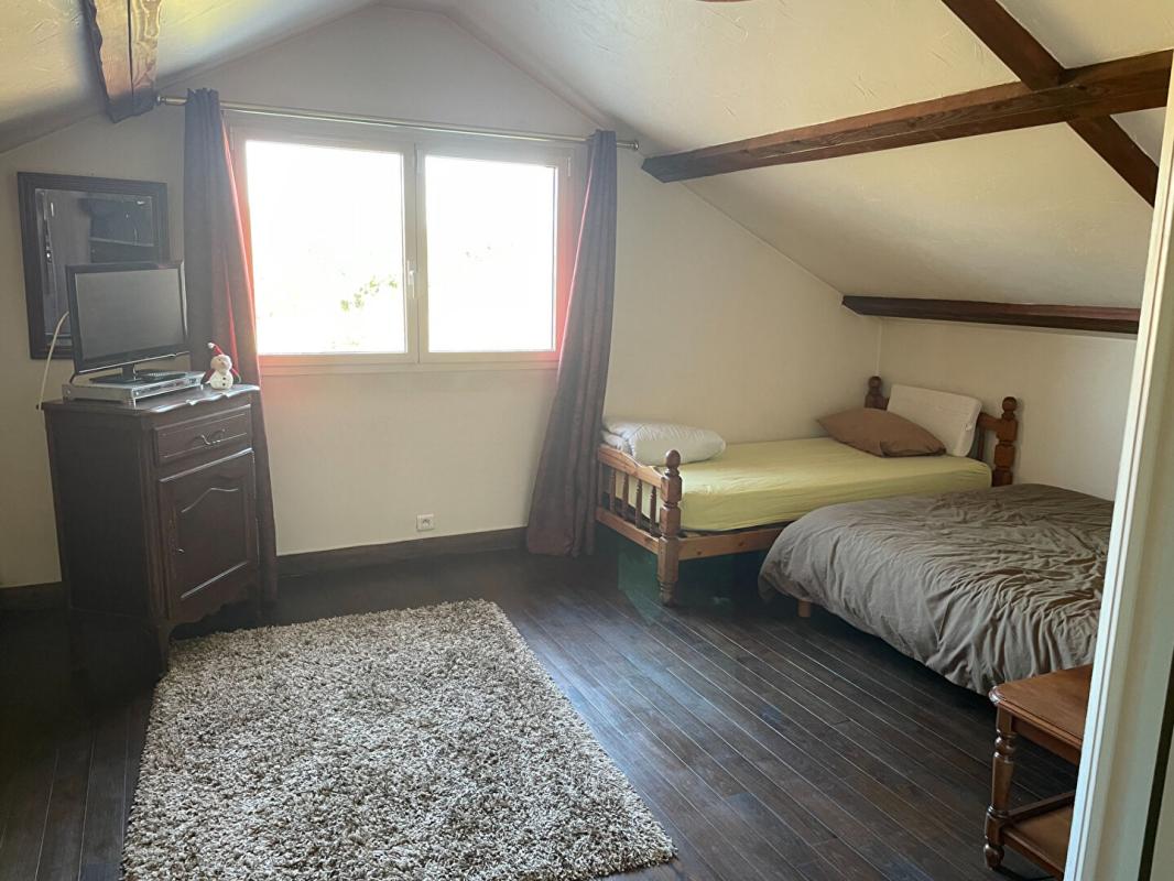 LIMOGES Maison Limoges 10 pièce(s) 221 m2, 5 chambres 12