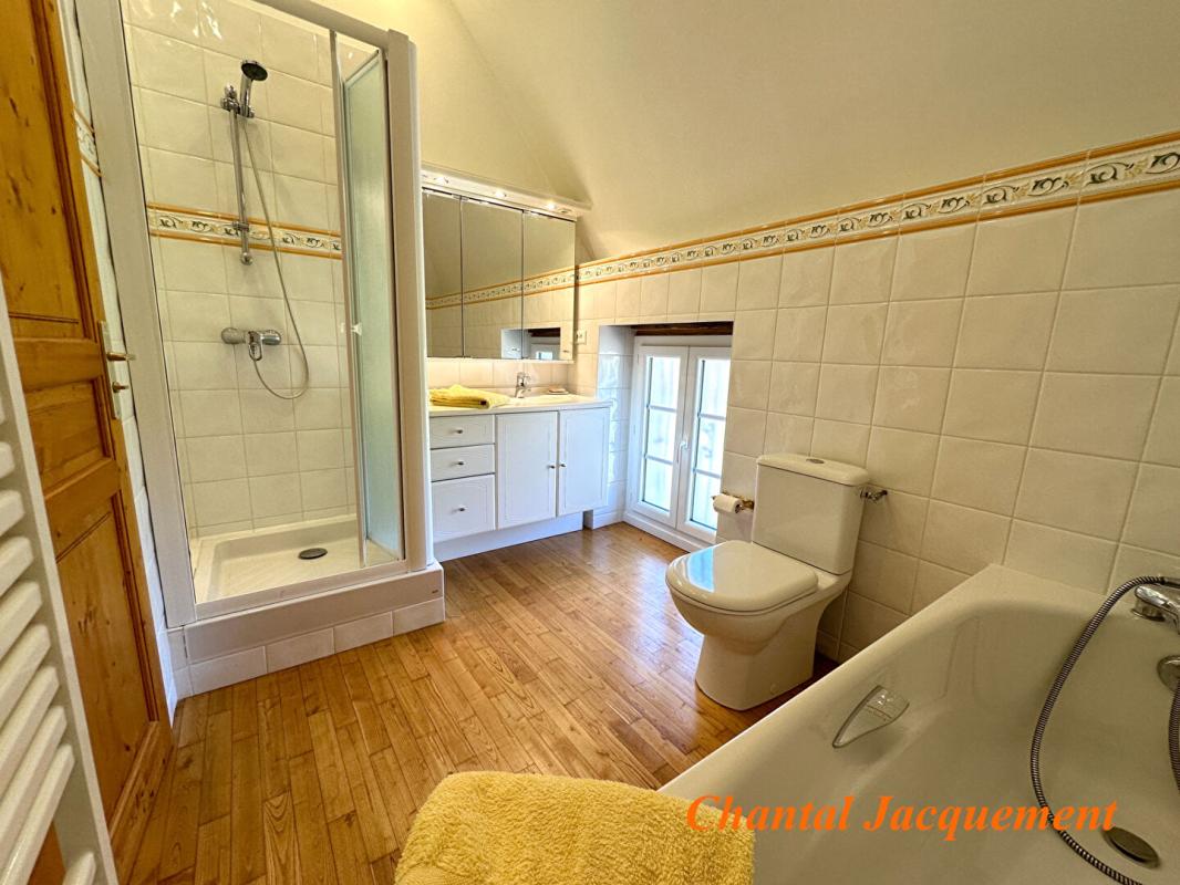 TOURTOIRAC MAISONS EN PIERRES 11