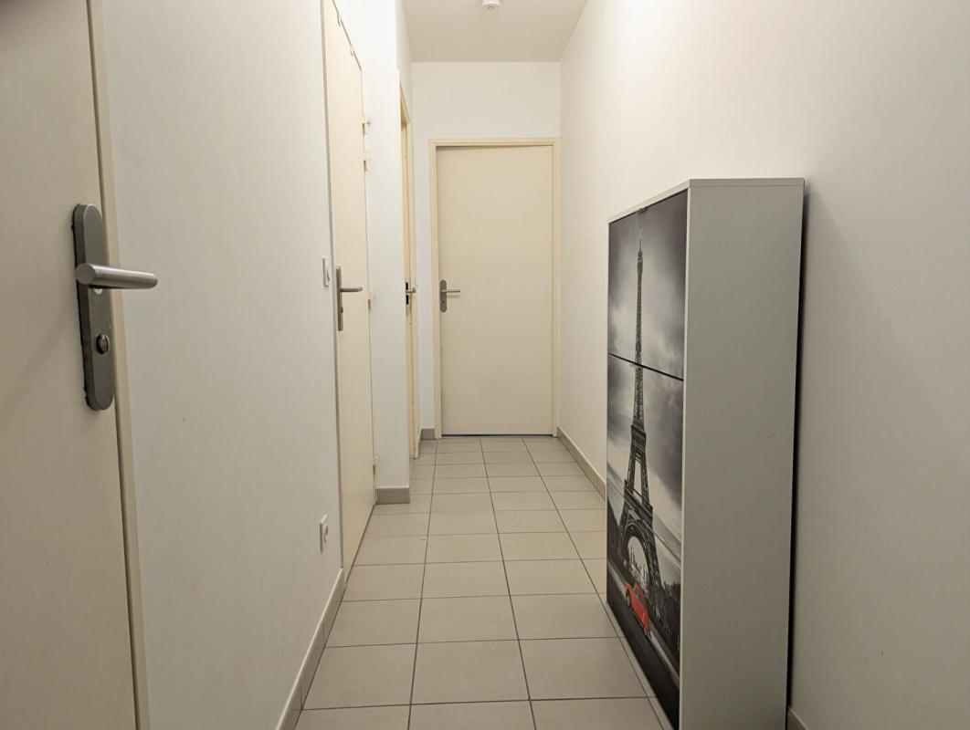 SAINT-PRIEST Appartement 3 pièces avec terrasse de 40 m² Saint-Priest 6