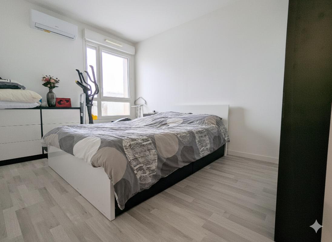 SAINT-PRIEST Appartement 3 pièces avec terrasse de 40 m² Saint-Priest 8