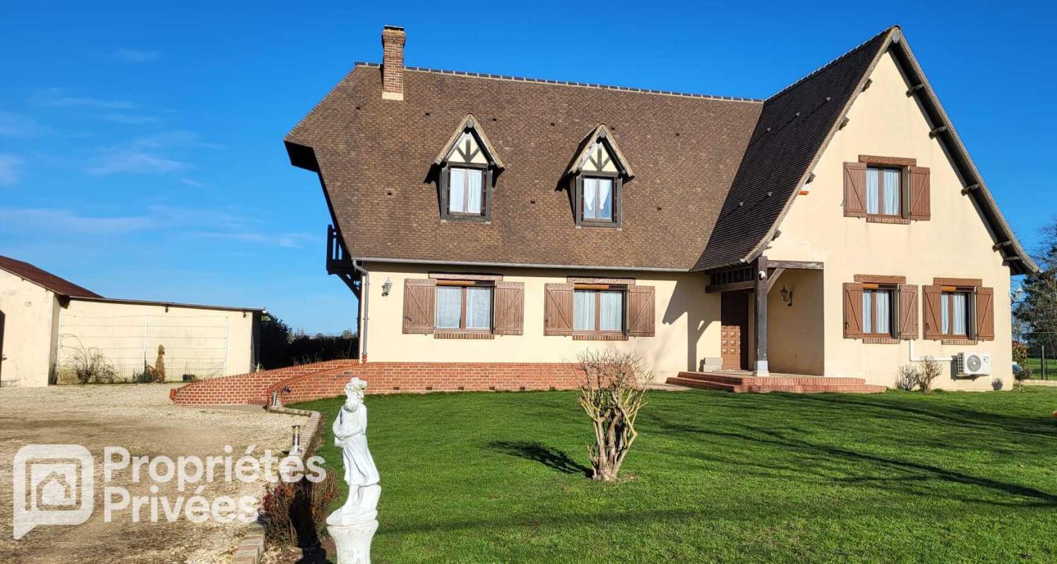 VERNEUIL-SUR-AVRE Grande maison traditionnelle et dépendances 18