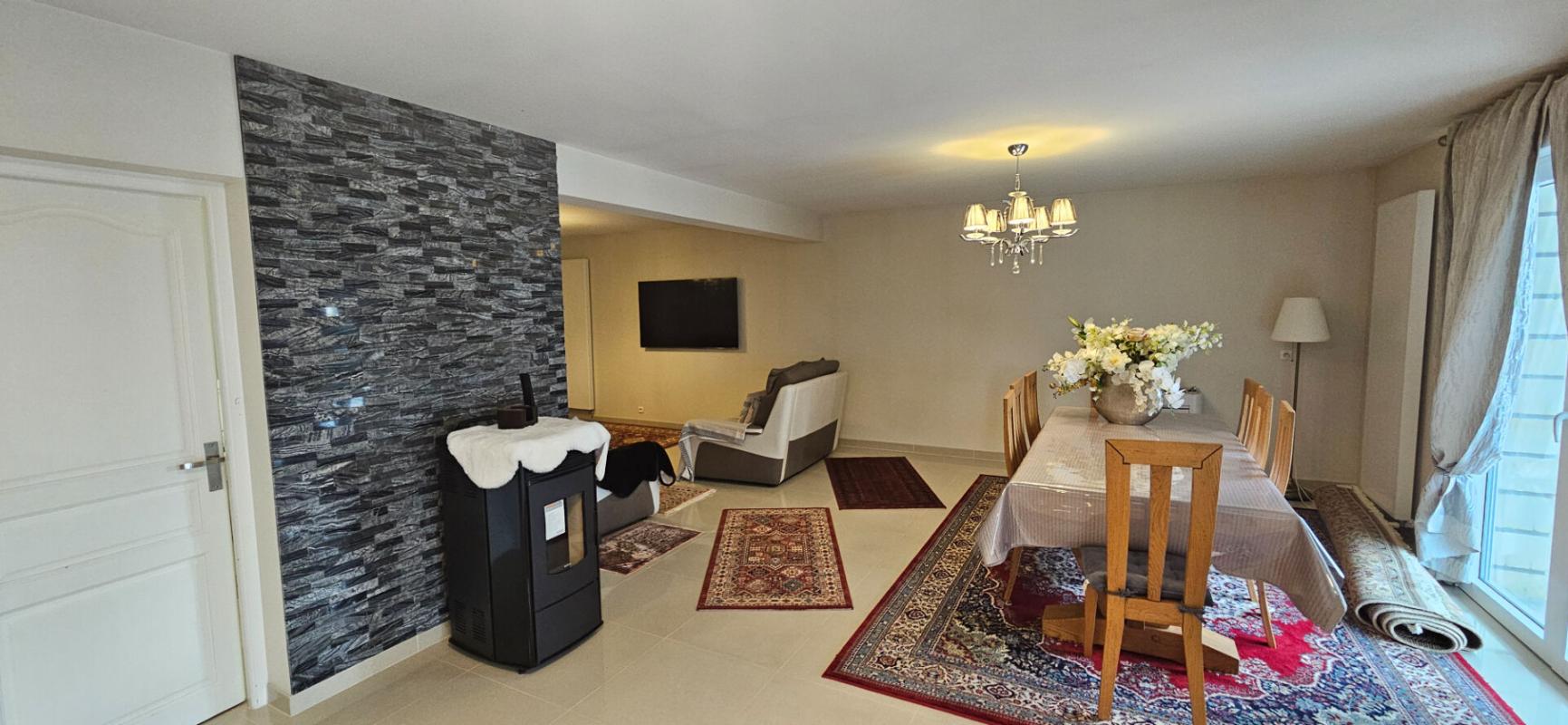 MITRY-MORY Maison FAMILIALE situé à Mitry Mory 7 pièces 11