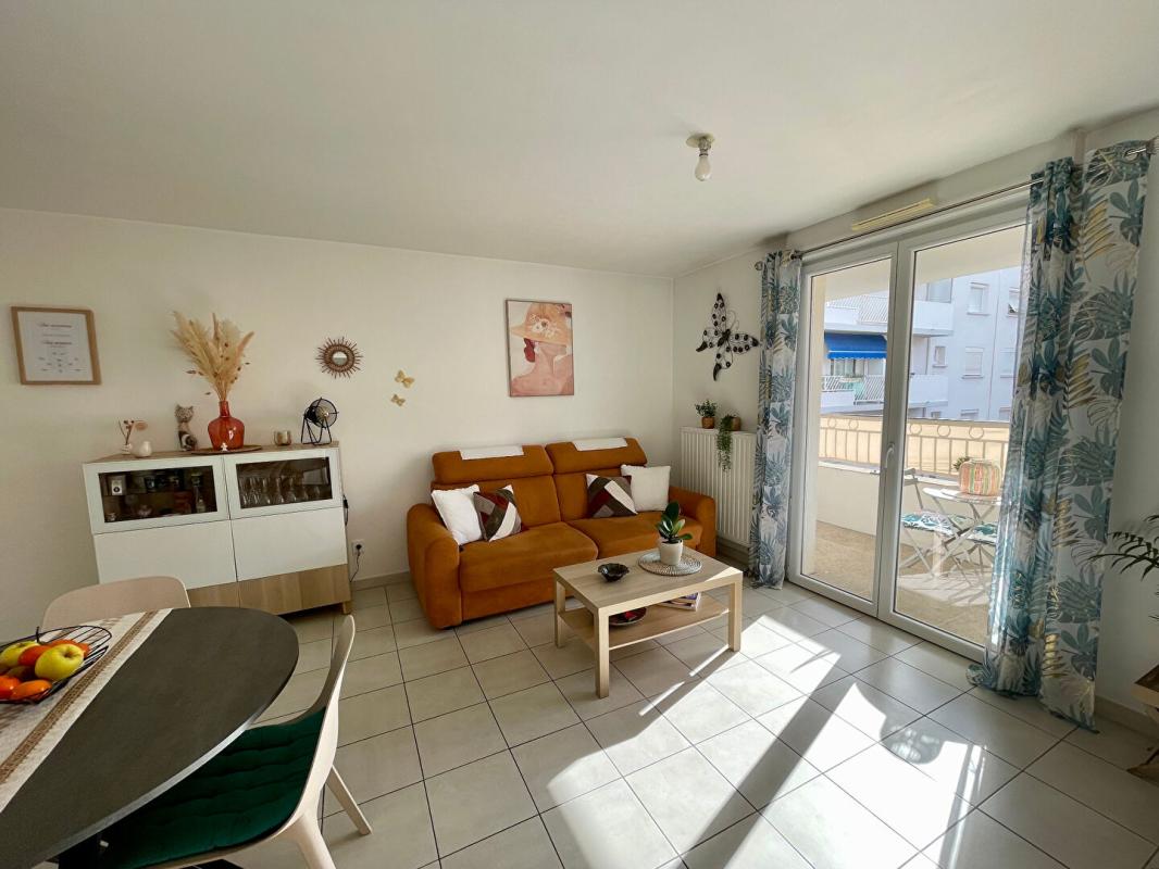 TOULON Rare à la vente - T2 récent avec terrasse et garage - Toulon (83100) 1
