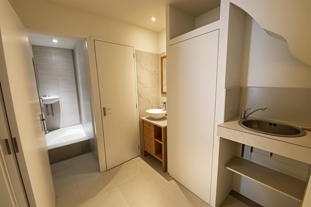 CADENET Immeuble  (local commercial et appartement) à Cadenet  135m² - 197 000 7