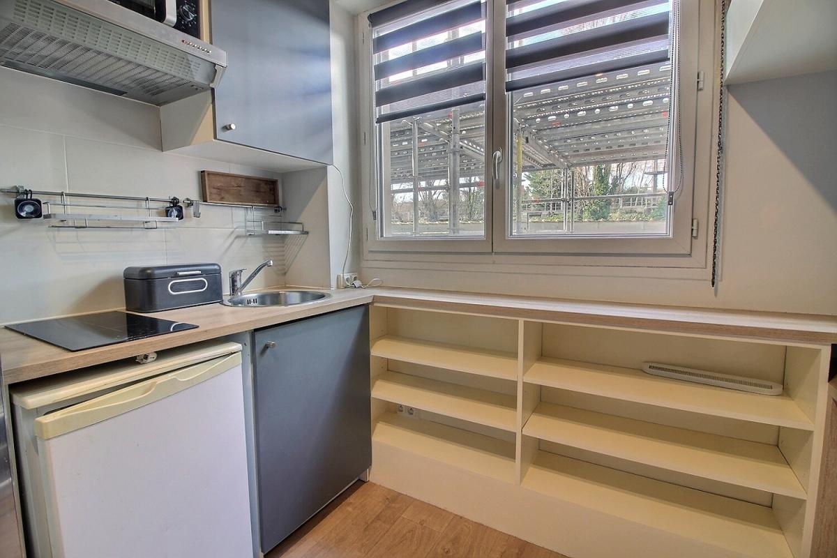 ANTONY Appartement Antony 1 pièce(s) 10.59 m2 3