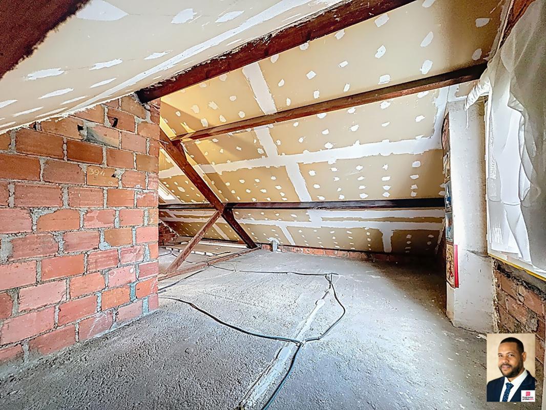 PARAY-VIEILLE-POSTE Maison Paray Vieille Poste 3 pièces de 150m² totale 12