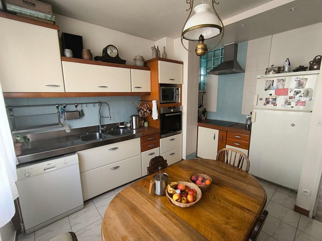 ALENCON Maison centre ville avec jardin et garage 6