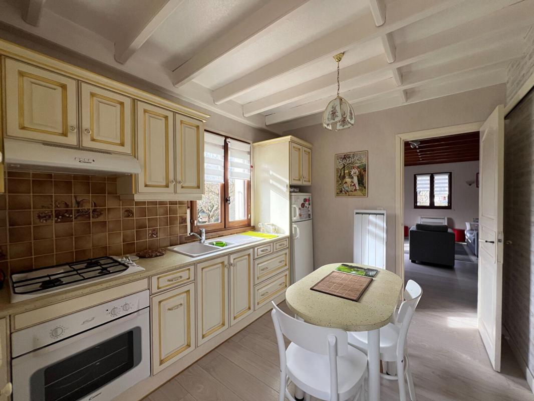 HAUTERIVE Maison avec jardin 9