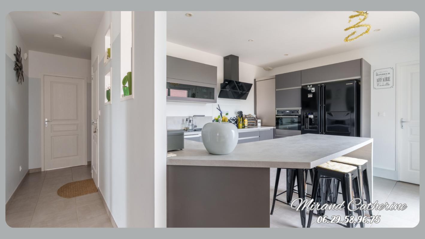 CRENEY-PRES-TROYES Villa plain-pied 145 m² - Piscine à Creney-près-Troyes 2