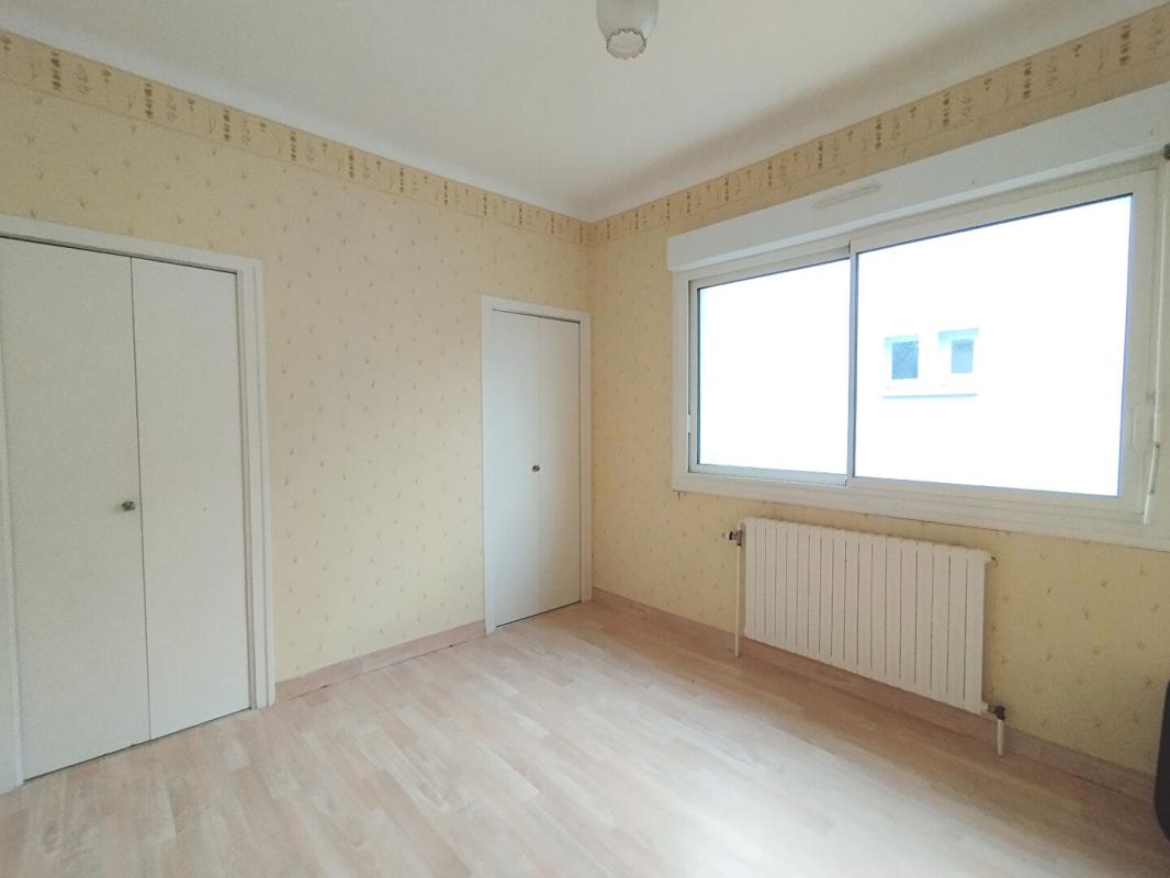 LE LOROUX-BOTTEREAU Maison, 240m² + annexes, bourg Loroux Bottereau (44430) 7