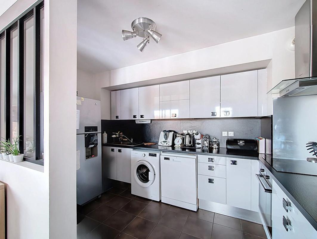 BORDEAUX Bordeaux Chartrons - Appartement 93,50 m2, 3 chambres , terrasses et 2 parkings 3