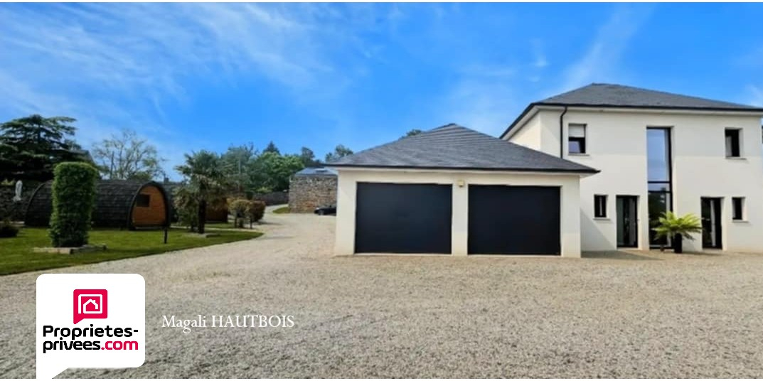 AVRANCHES Maison d'exception avec prestations de qualité, 11 pièce(s) 283 m2 18