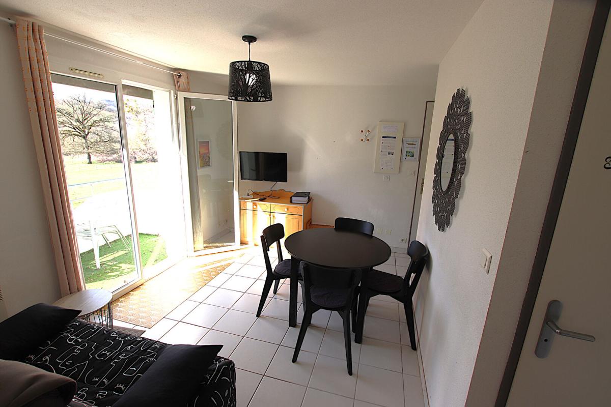 SAINT-GENIEZ-D'OLT Appartement 3 pièces avec balcon, parking et piscines 7