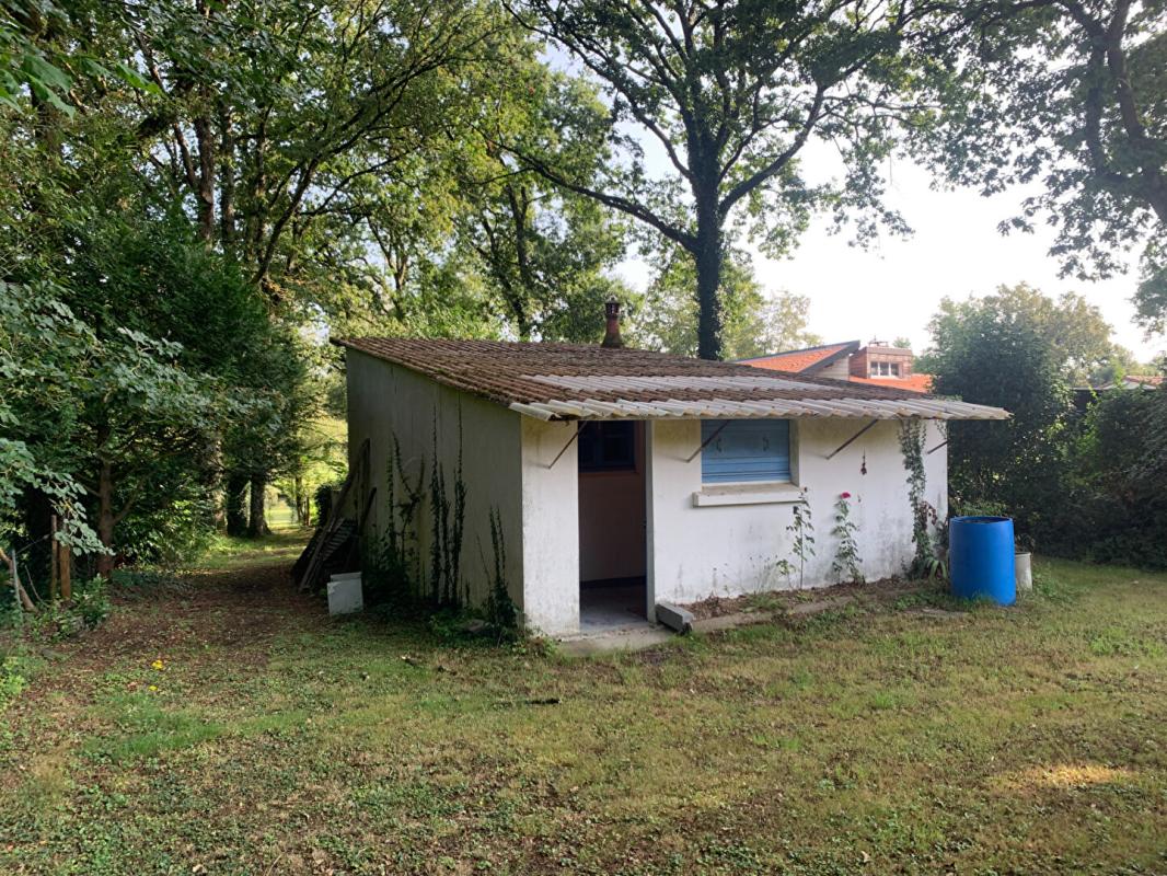 LA CHEVROLIERE Batisse sur terrain de 1899 m² sur la chevroliere 1
