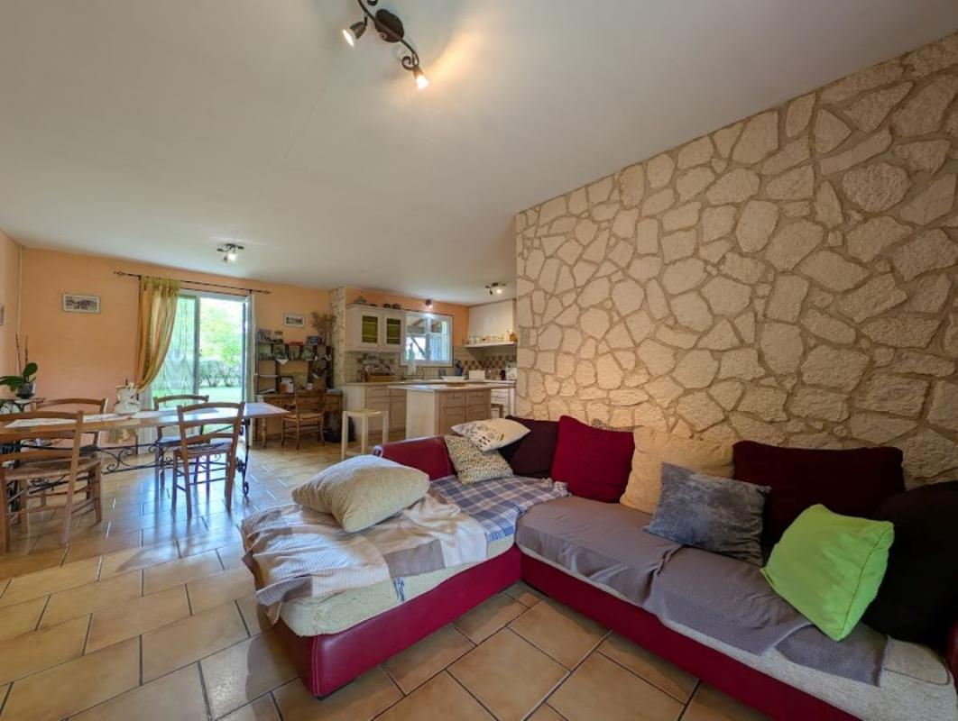 GALGON Maison 99 m2 avec cinq pieces 3