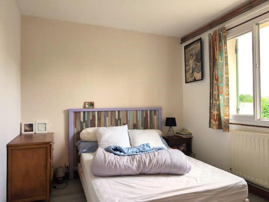 GALGON Maison 99 m2 avec cinq pieces 9