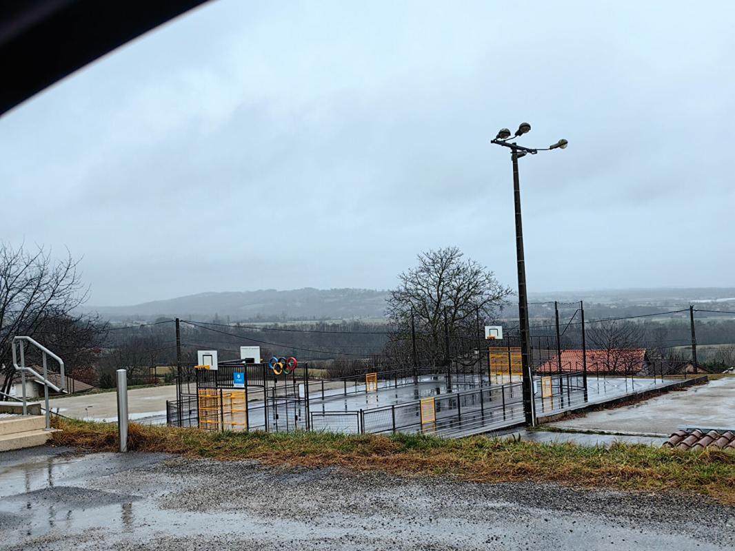 MOISSIEU-SUR-DOLON Maison -4 pièces- terrasse- jardin et panneaux solaires  -Moissieu Sur Dolon  215000 E FAI 16