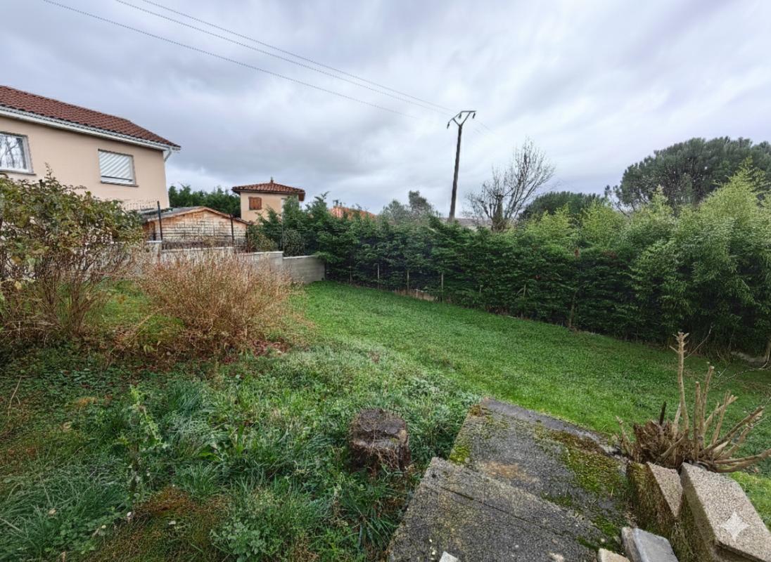 MOISSIEU-SUR-DOLON Maison -4 pièces- terrasse- jardin et panneaux solaires  -Moissieu Sur Dolon  215000 E FAI 9