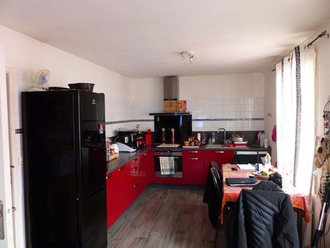 CHATEAU-LANDON Maison Chateau Landon 4 pièce(s) 106 m2 6