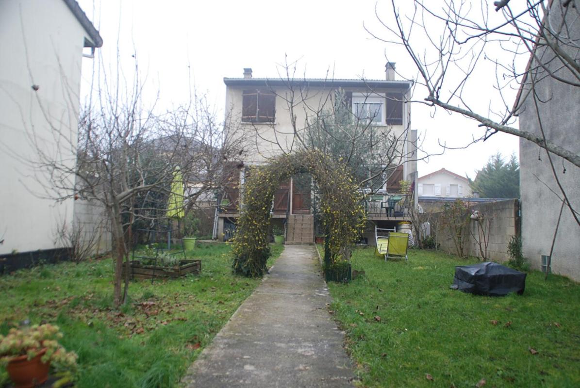 BONDY Maison 5 pièce(s) 140 m2 1