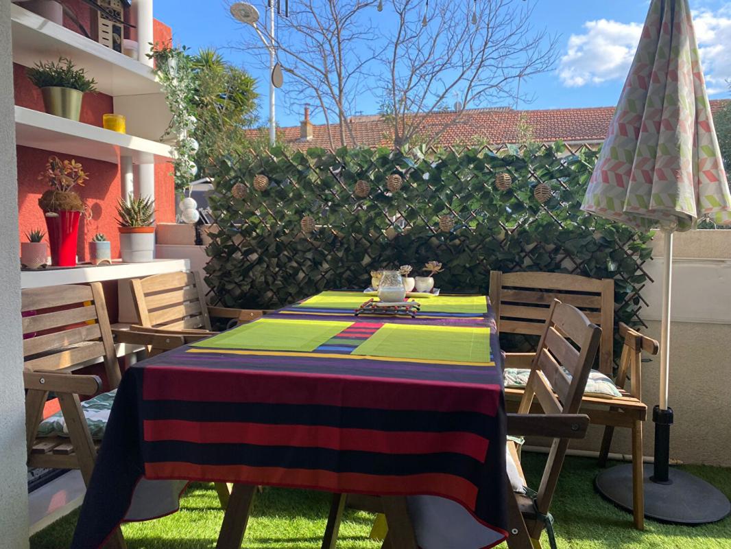 LA LONDE-LES-MAURES LA LONDE A LOUER MEUBLEE A L'ANNEE Maison de ville T4 +loggia+parking S/S 7