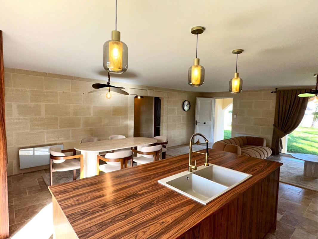 AMILLY AMILLY 45200 - Secteur Saint Firmin des Vignes - A VENDRE MAISON CONTEMPORAINE de PLAIN-PIED 90 m2 - 2 CHAMBRES, TERRAIN 546 m2 5