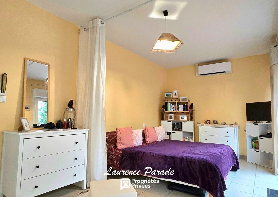 MONTPON-MENESTEROL Maison avec garage piscine et porche 14