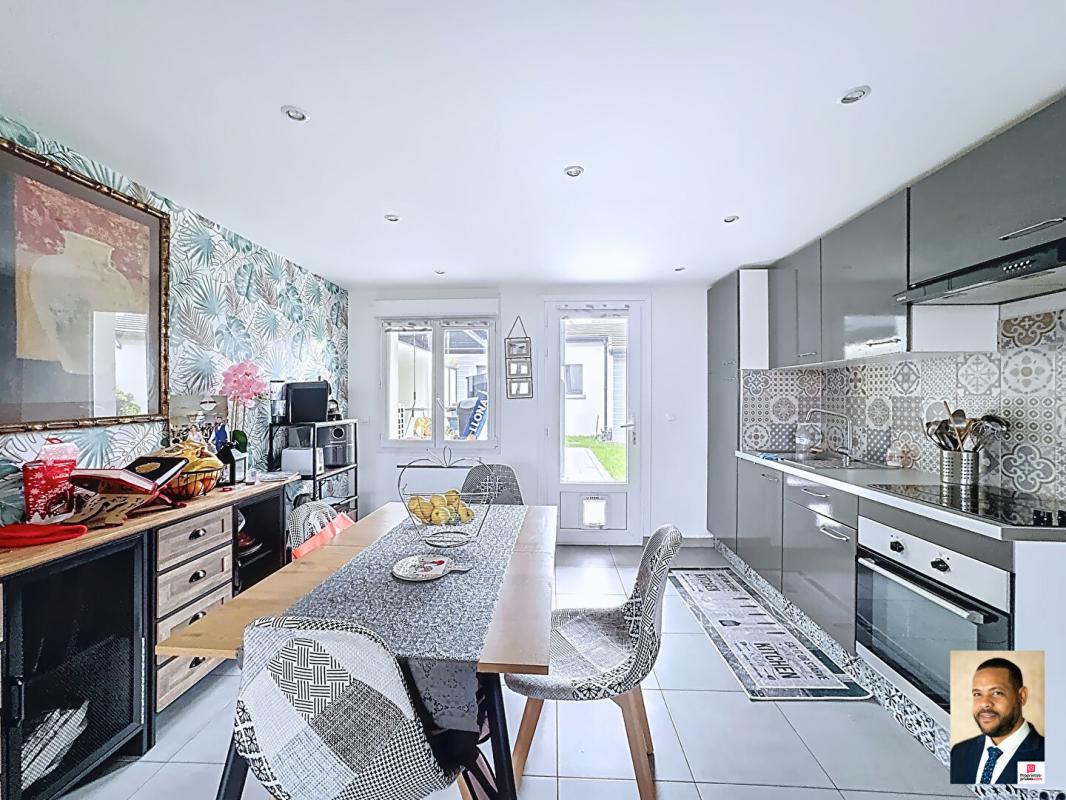 MORANGIS Maison Morangis de 146m² sur 378m² de terrain + dépendance 18