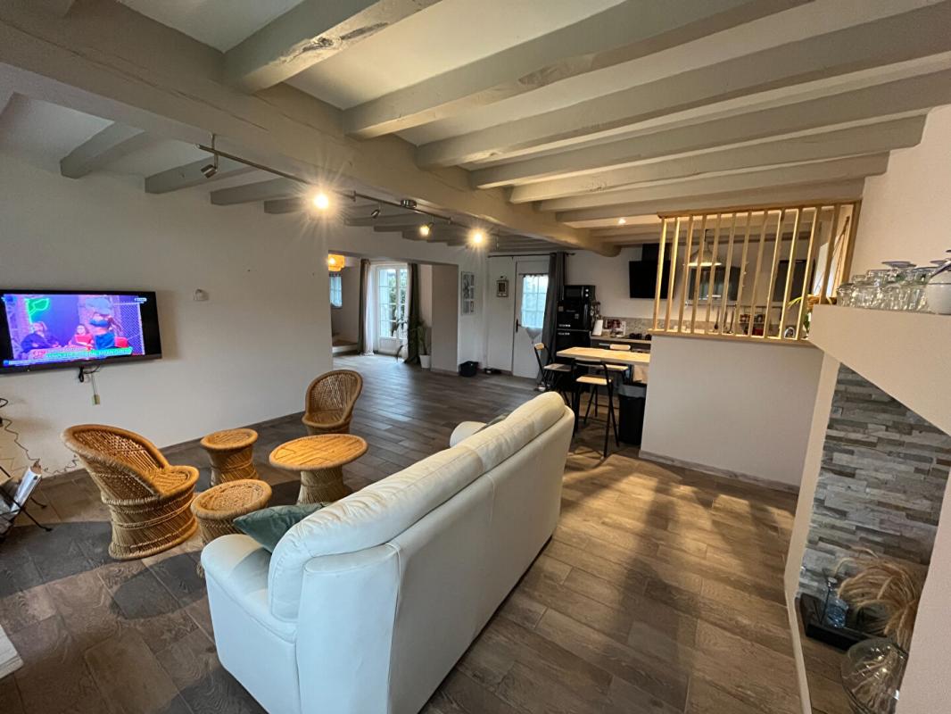 BORD-SAINT-GEORGES Maison Bord Saint Georges 4 pièces 11