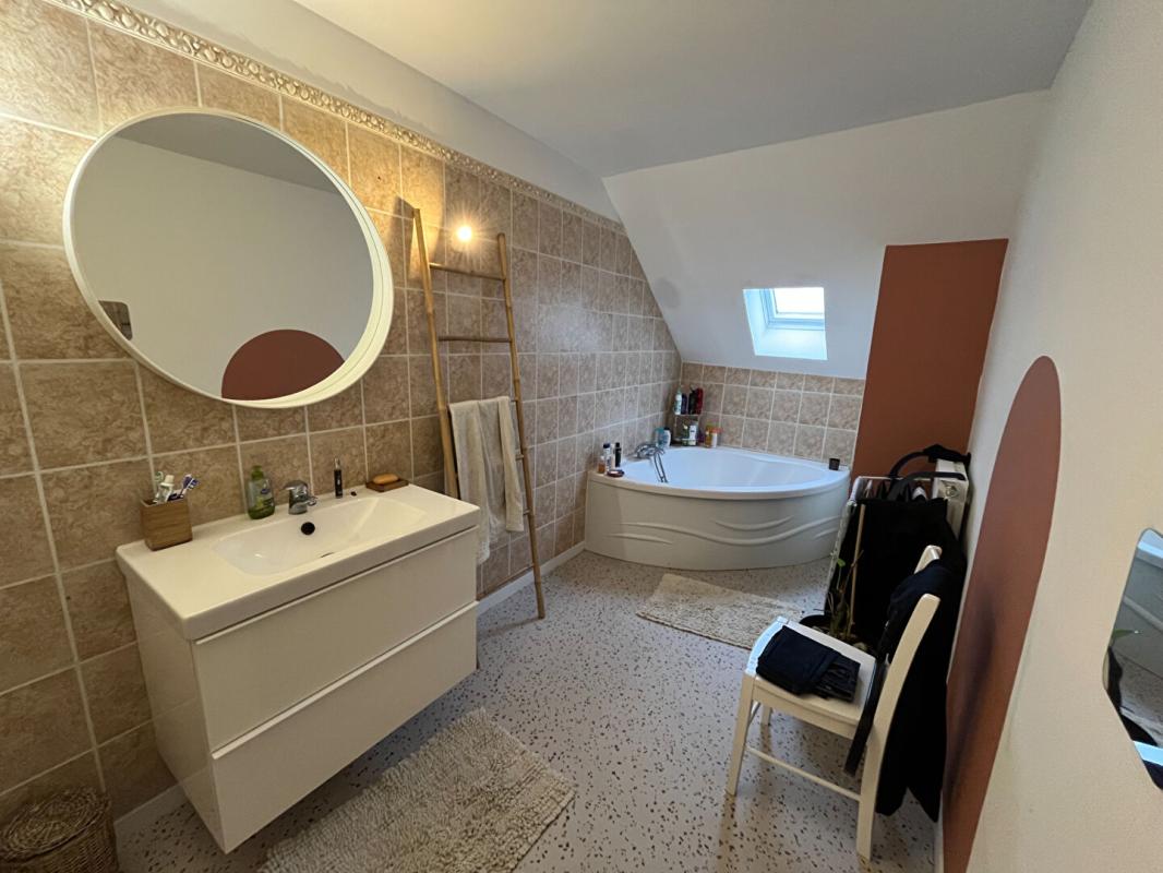 BORD-SAINT-GEORGES Maison Bord Saint Georges 4 pièces 8