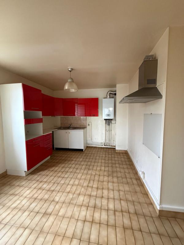 BOIS-GUILLAUME Bel appartement T3, 65 m2 avec ascenseur, balcon et tennis dans quartier recherché - 214 225 - DPE C 13