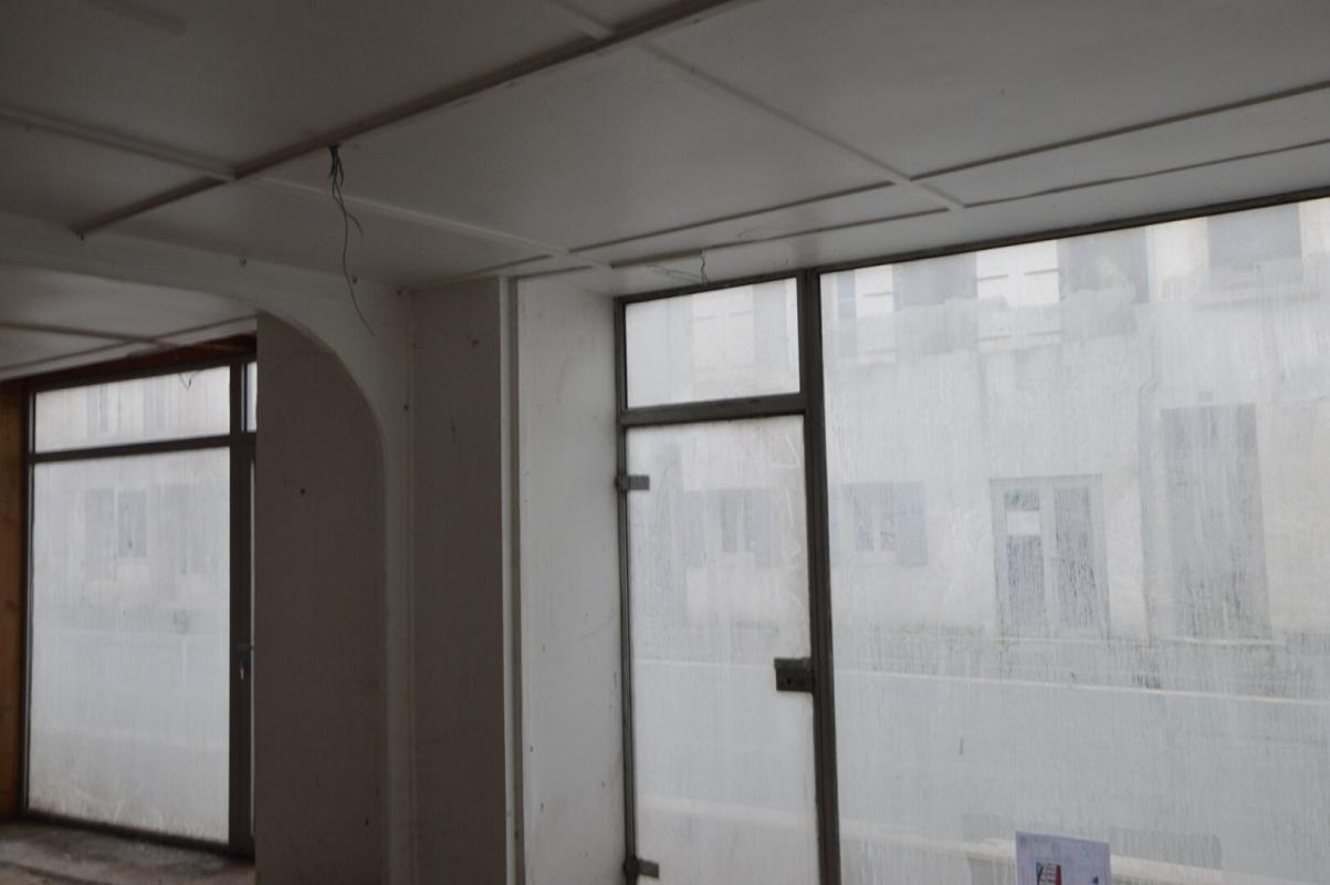 MARANS ENSEMBLE NON HABITABLE A RENOVER 17MARANS CENTRE VILLE 4