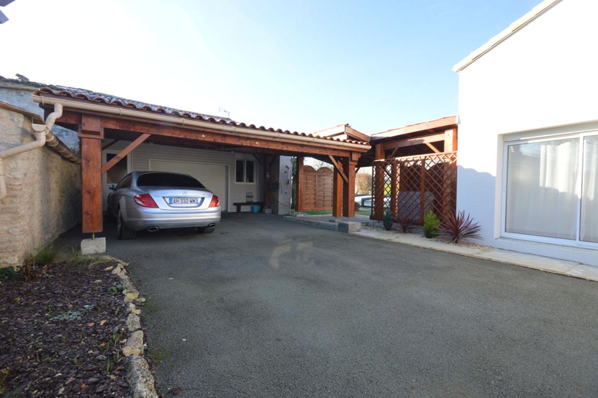 COURCON Maison 17 La Greve Sur Mignon 10 pièce(s) 150 m2+ T2 12