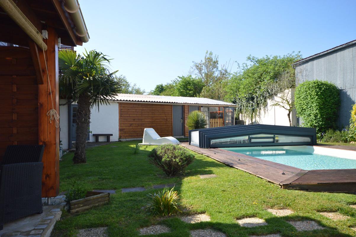 COURCON Maison 17 La Greve Sur Mignon 10 pièce(s) 150 m2+ T2 4